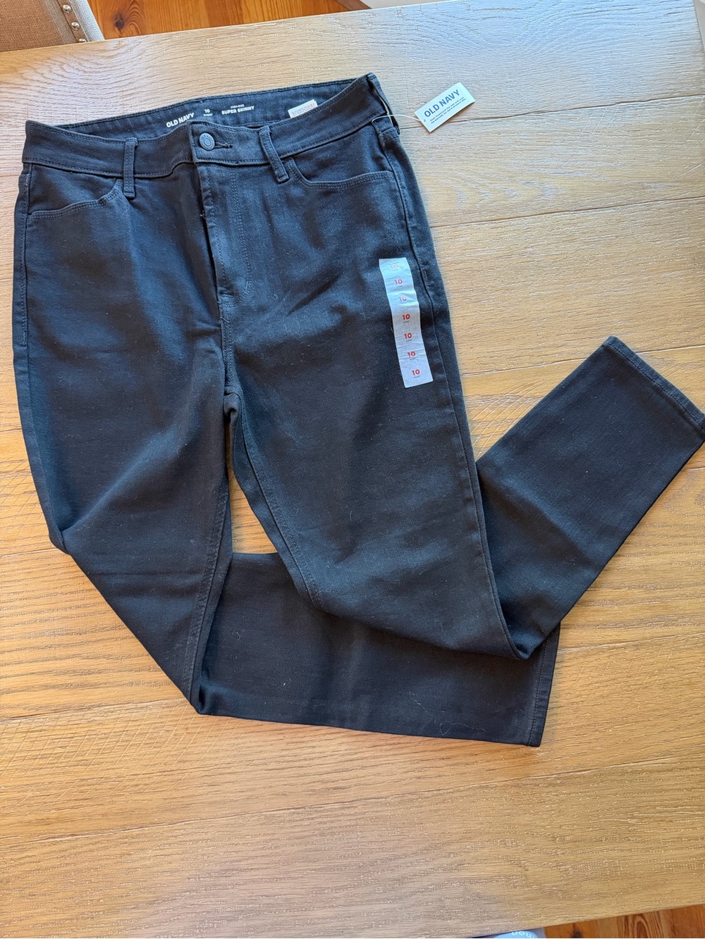 Old Navy Black High-Rise Super Skinny Jeans
